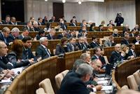 NRSR: Koalícia sformulovala reakciu na maďarskú ústavu, SNS neuspela 