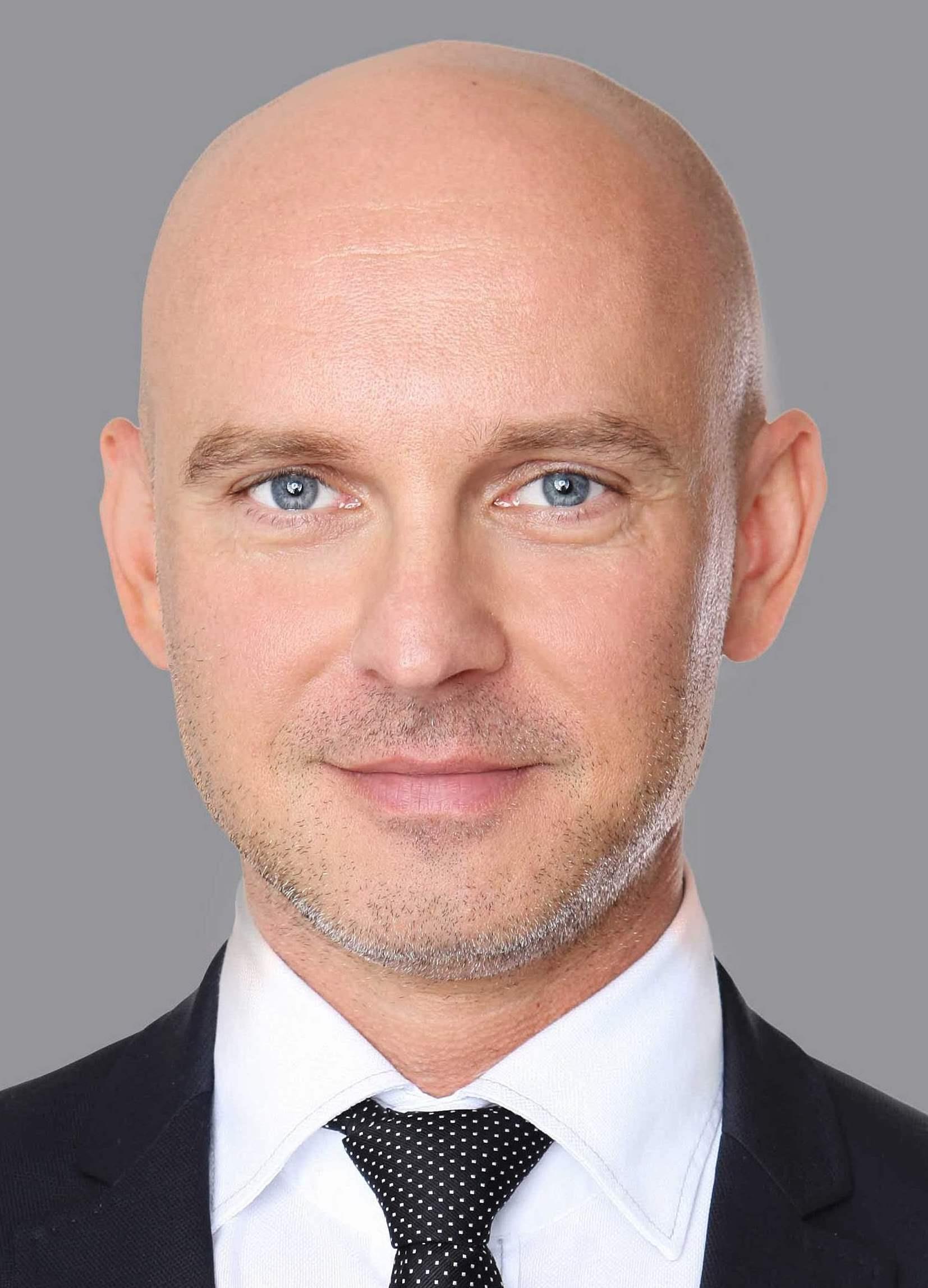 Gröhling, Branislav