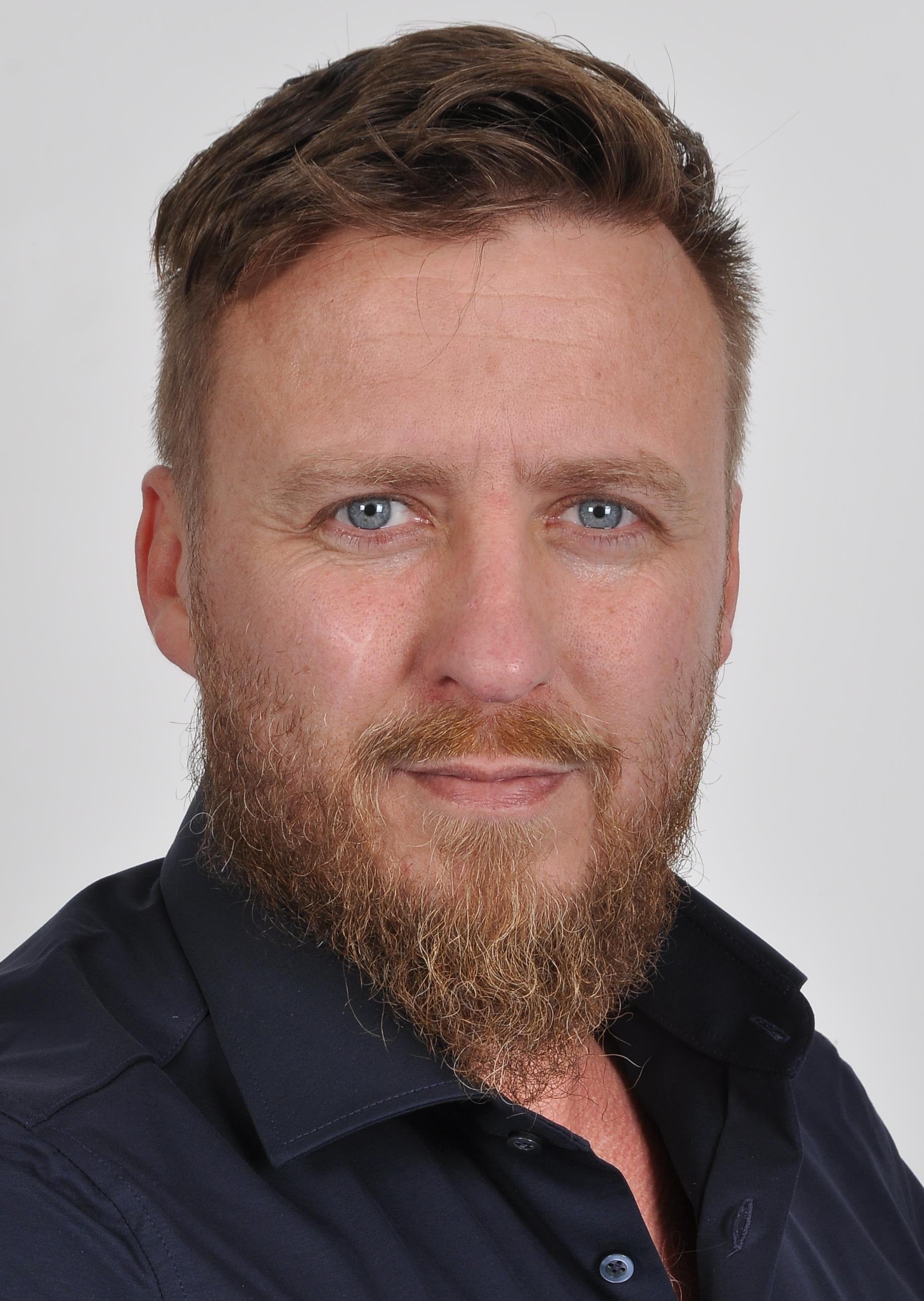 Kotlár, Peter