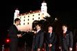Predseda NR SR Pavol Paška spoločne s prezidentom SR Ivanom Gašparovičom a predsedom vlády SR Robertom Ficom po slávnostnom rozsvietení Bratislavského hradu 1.9.2009 (Otvorí sa v novom okne)