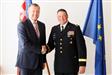Predseda Výboru NR SR pre obranu a bezpečnosť p. Jaroslav Baška prijal generála p. Courtney p. Carra.
(Otvorí sa v novom okne)